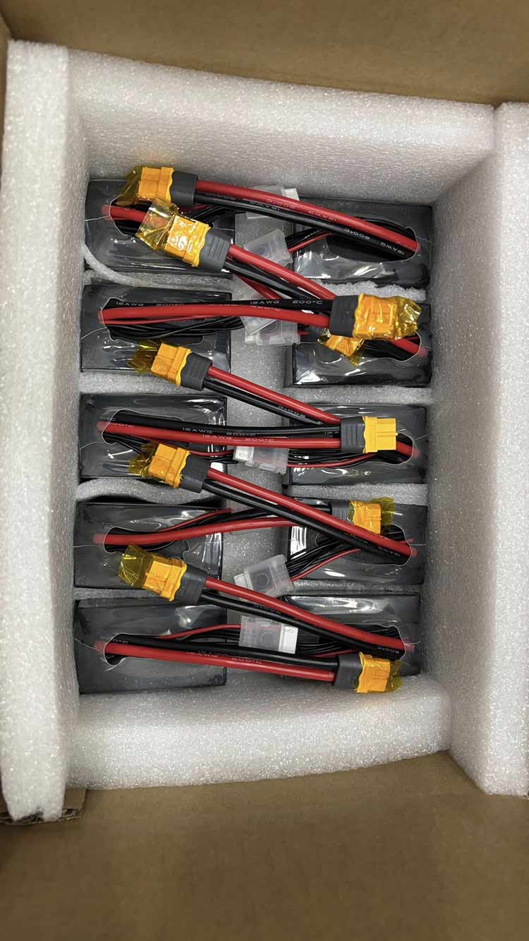 Vilka är skillnaderna i tillverkningen av halvfasta batterier?